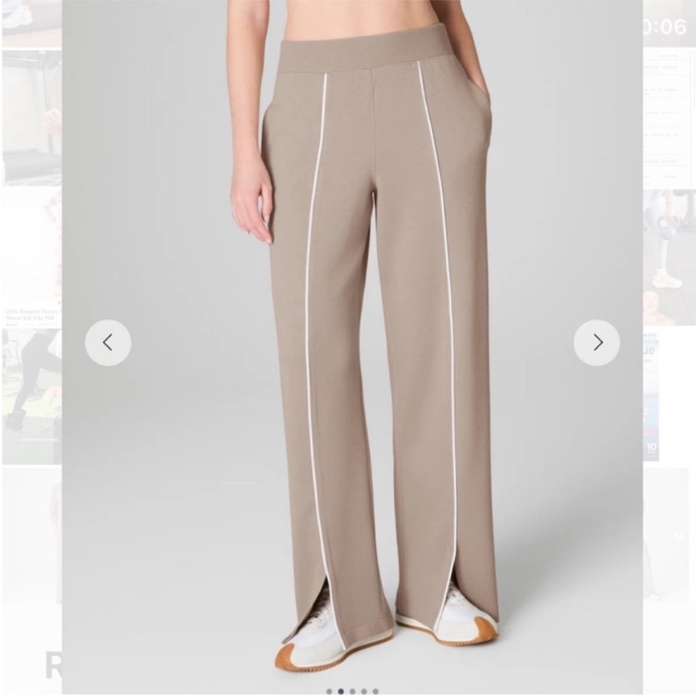 Spanx AirEssentials Tan (Ashwood) Straight Leg Pants - SMALL